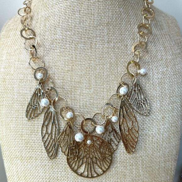 Jessica Simpson Gold-Tone Necklace With Wing Charms & Faux Pearl Accents Chain - Picture 1 of 9